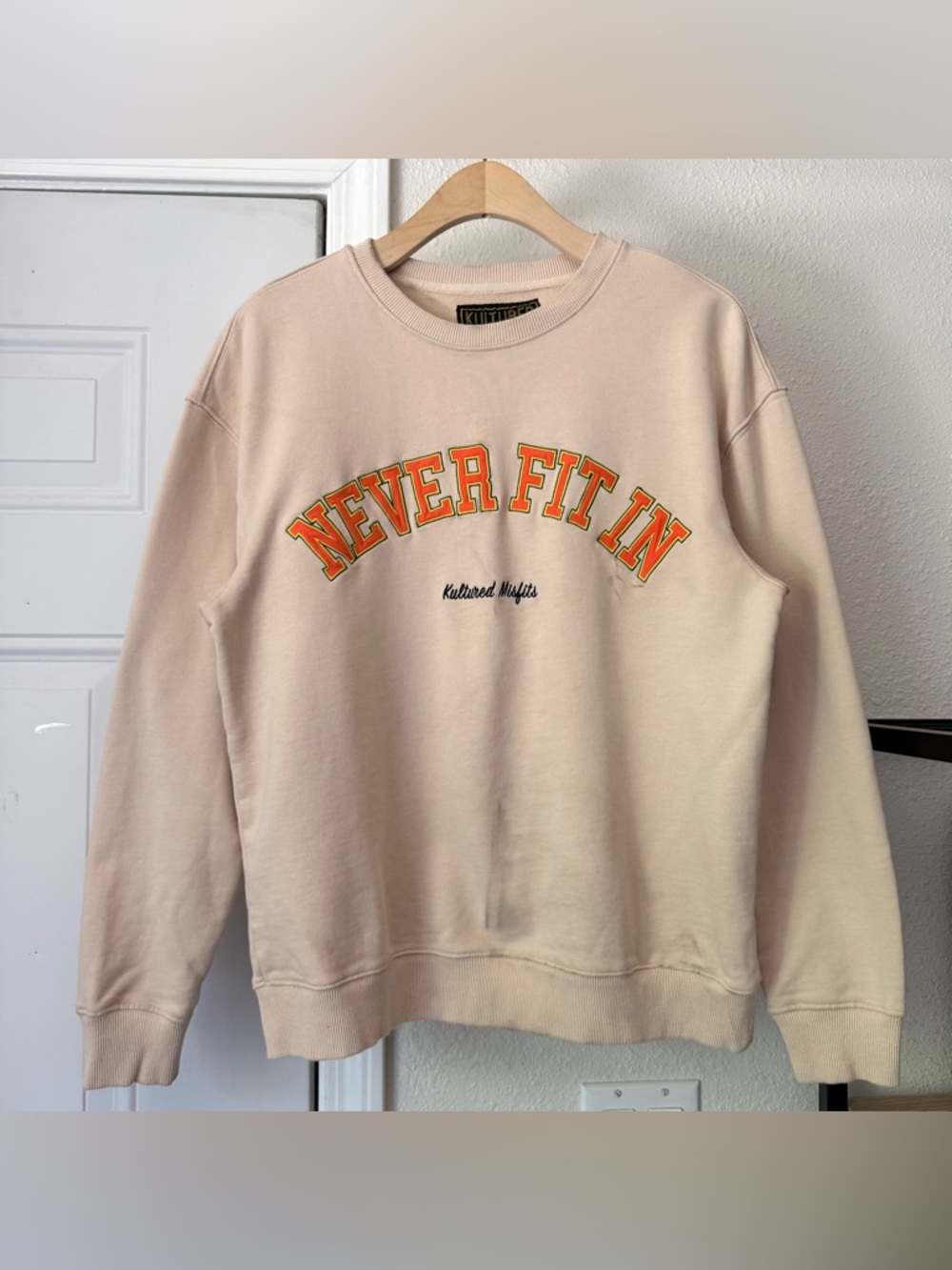 KULTURED MISFITS cream cotton terry embroidered crew neck pullover sweater